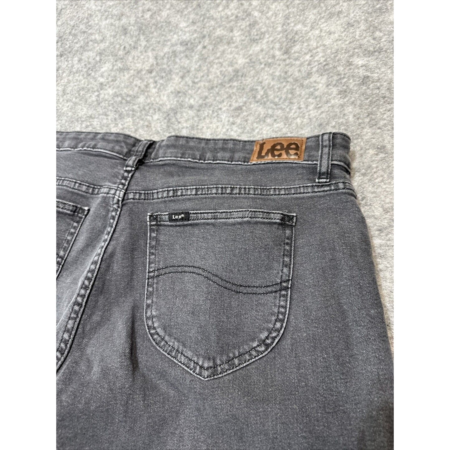 LEE Straight Leg Women's Jeans Size 18 Medium Gray Wash Denim