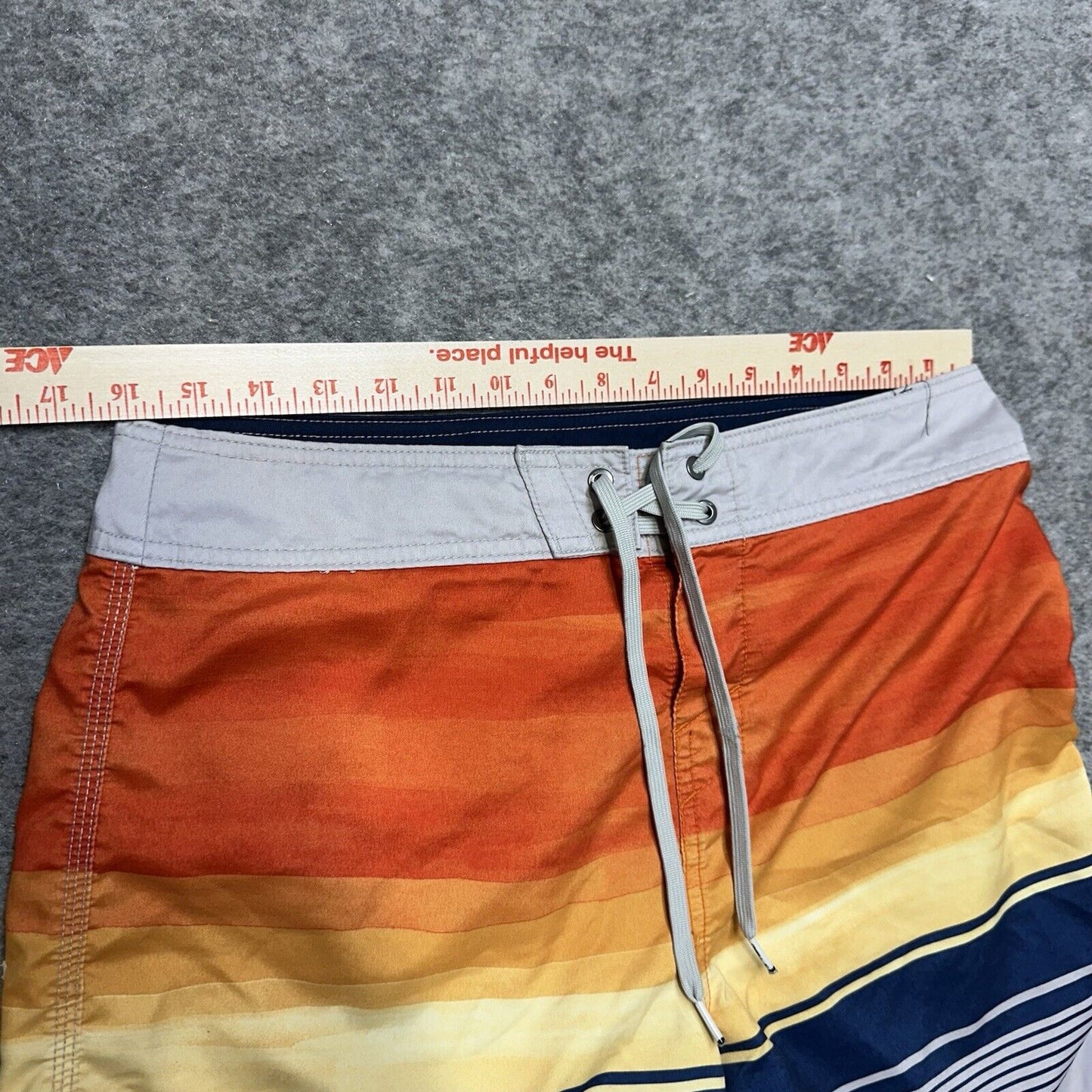 Oneill Board Shorts Men's Size 32 Orange Gray Sunset Swim Shorts