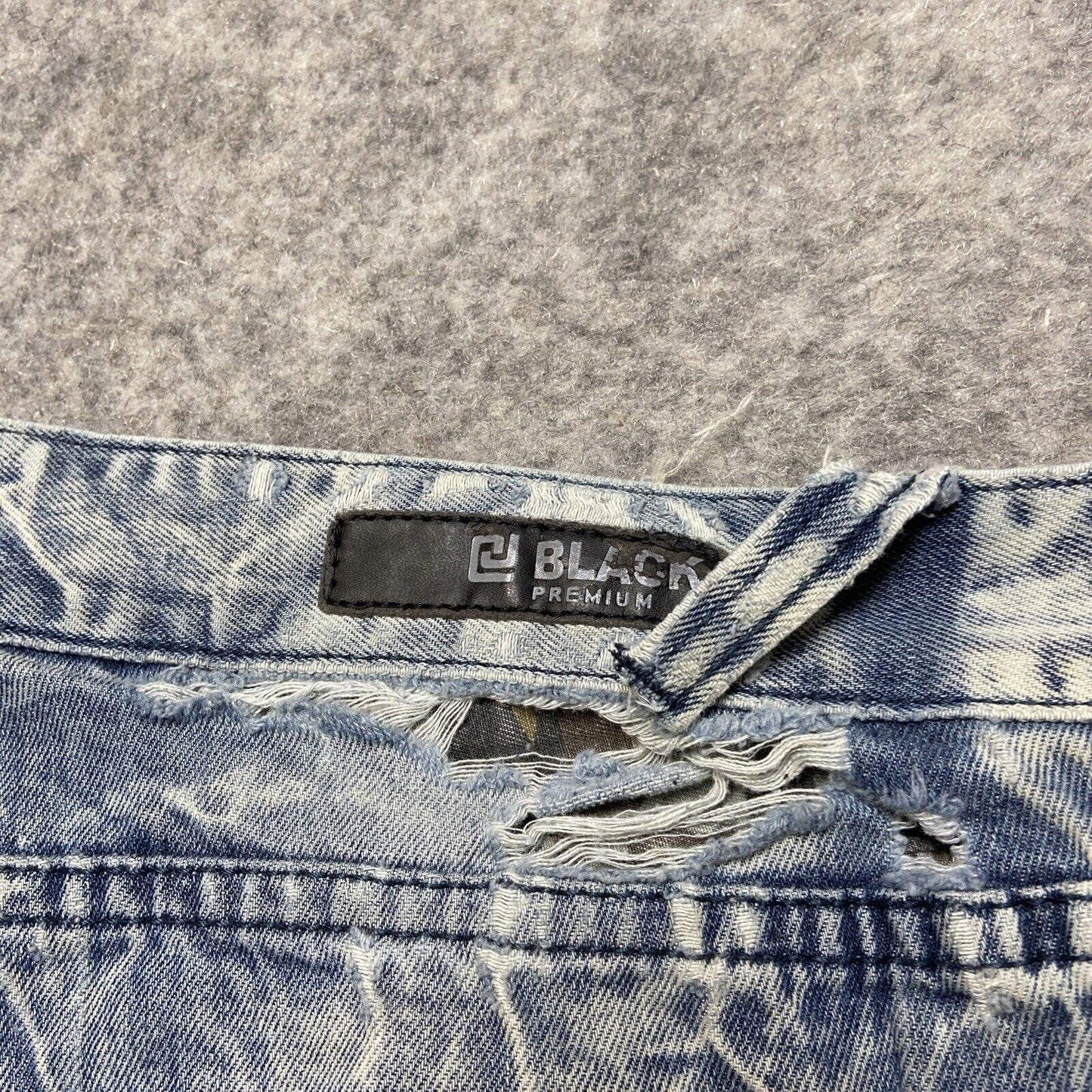 CJ Black Premium Distressed Slim Jeans Men's Size 38x32 Blue Acid Wash Hip Hop