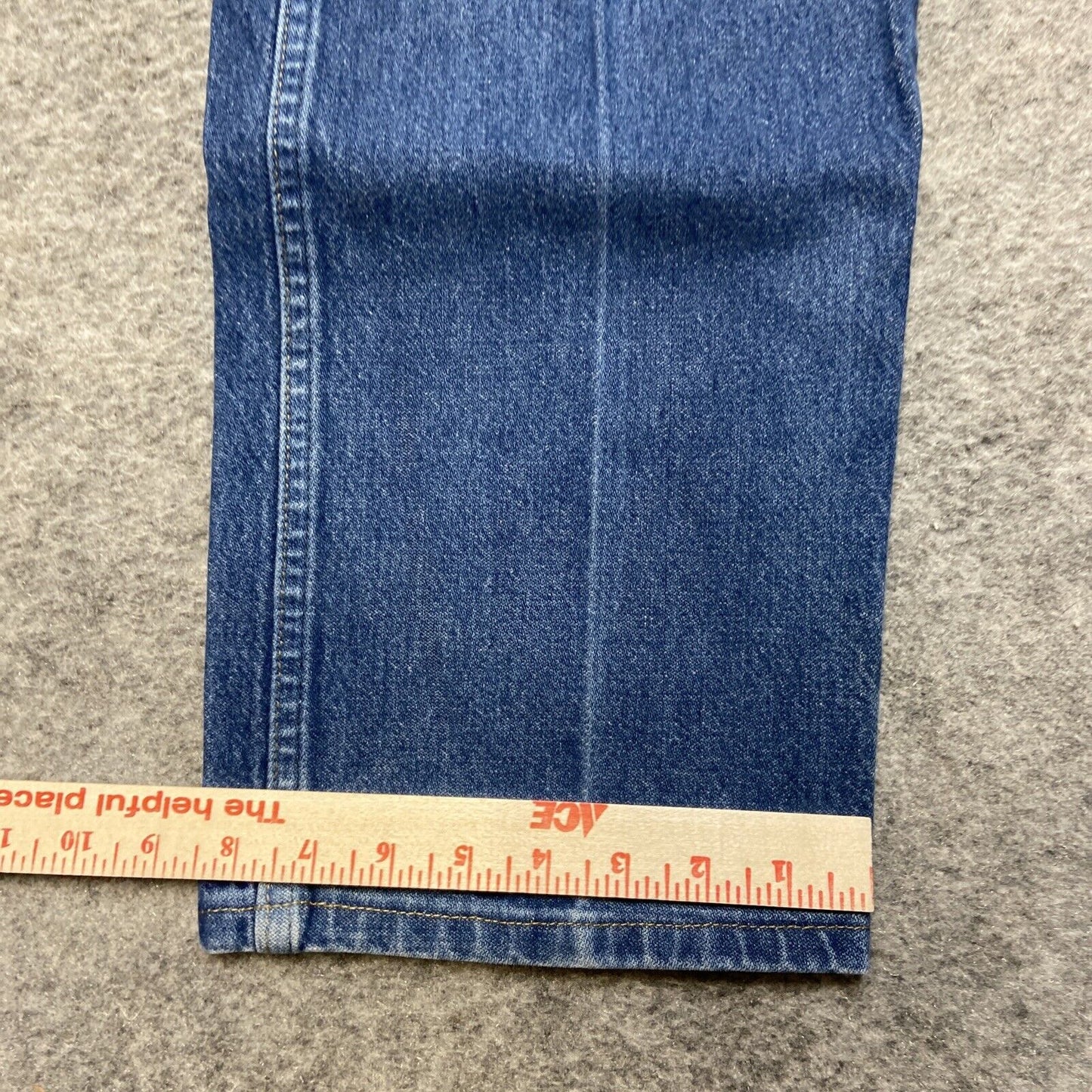Wrangler 13MWZ Cowboy Cut Jeans Men's Size 42x32 Blue Medium Wash Western