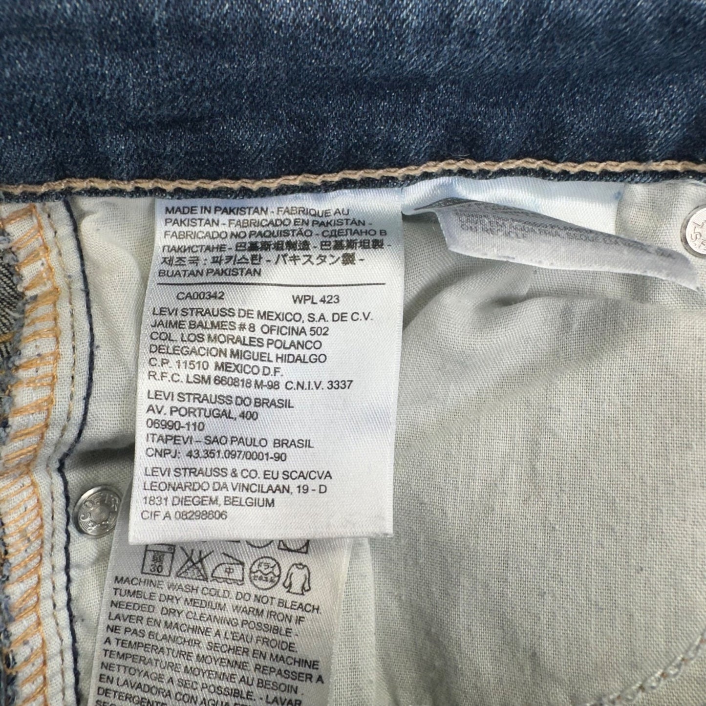Levi's Women's Mid Rise Skinny Jeans Size 27 Blue Dark Wash #2027