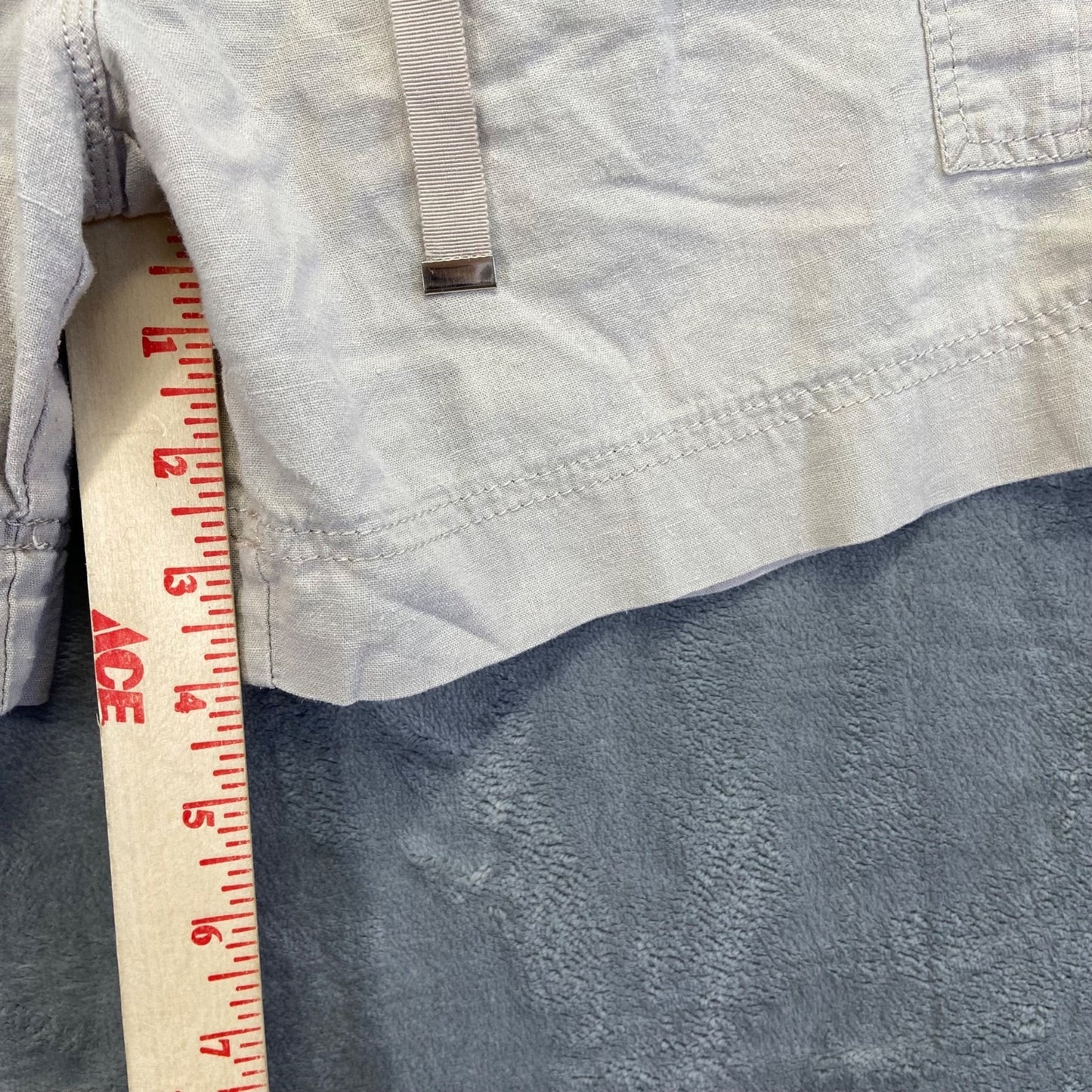 White House Black Market Women's Cargo Shorts Size 10 Beige