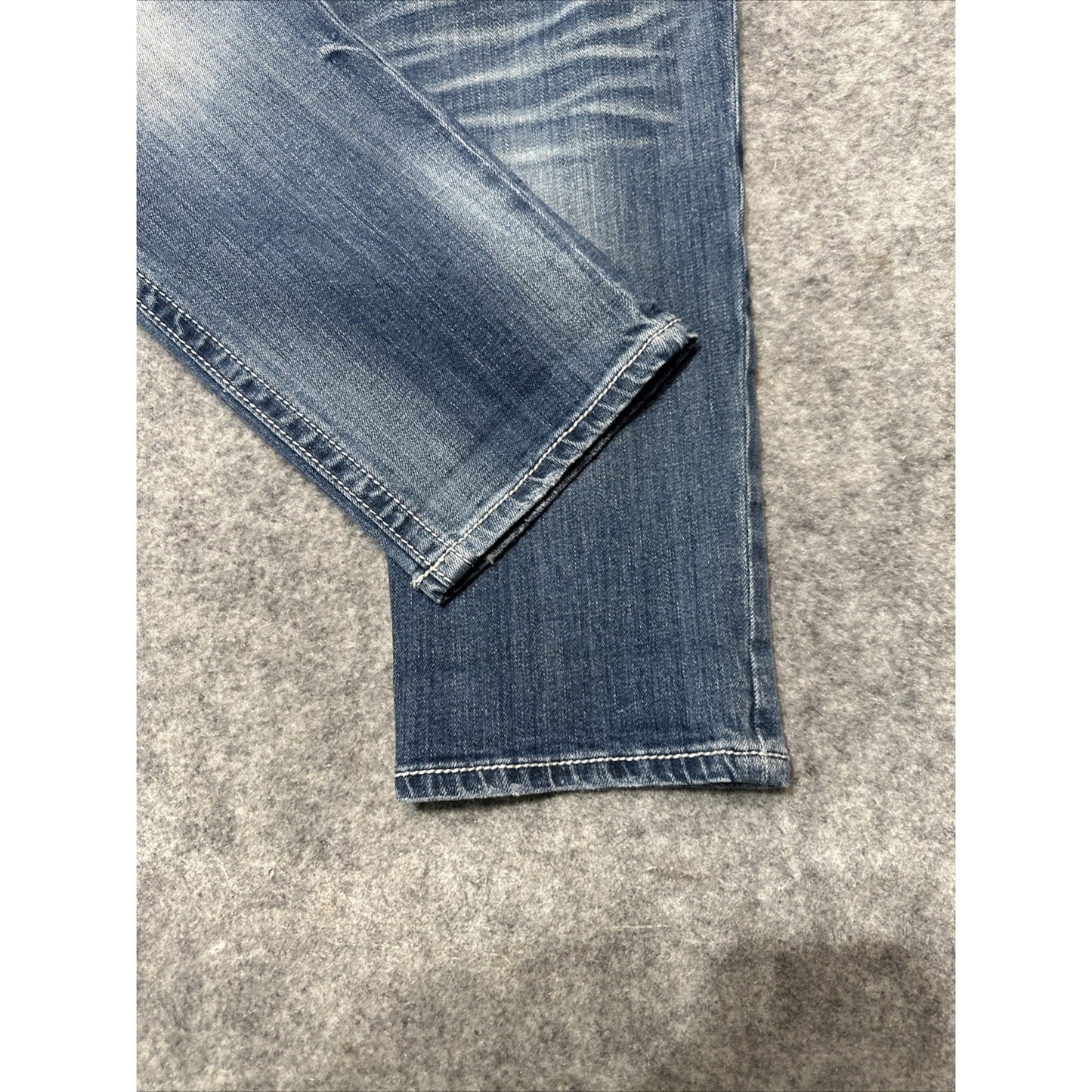 Miss Me Boyfriend Distressed Jeans Women's Size 27 Blue Medium Wash Denim