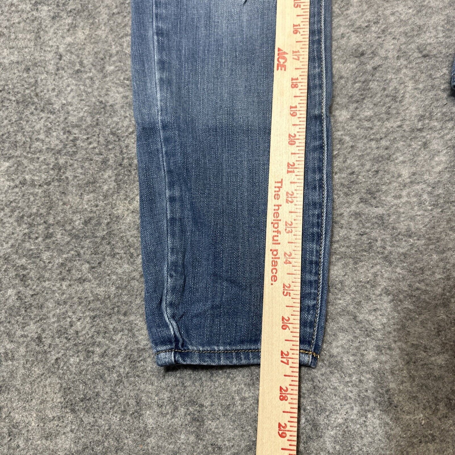 American Eagle Stretch Women’s Distressed Jeggings Size 6 Blue Light Wash Denim