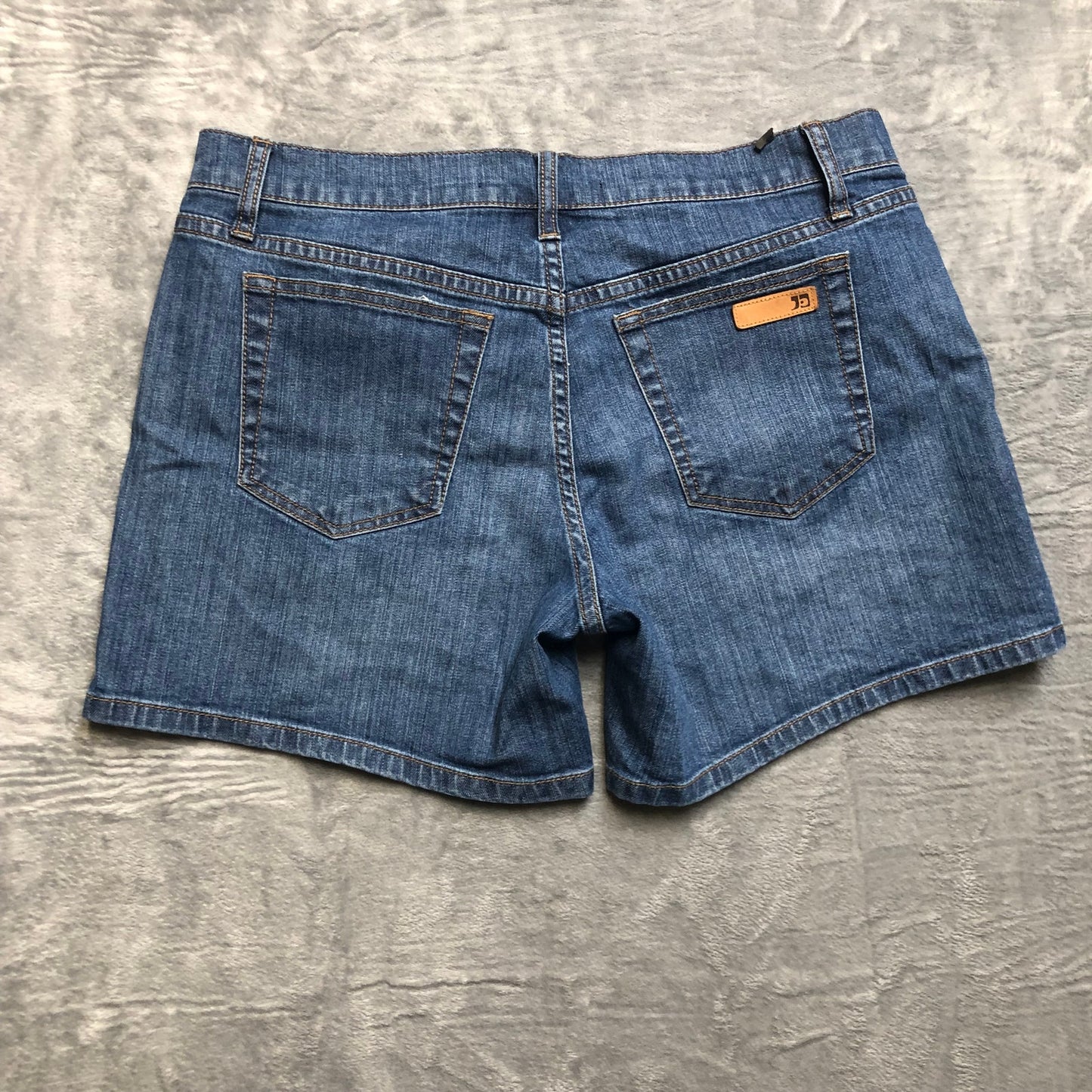 Joe's Jeans Reverse Hem Short Women's Size 31 Dark Blue Denim