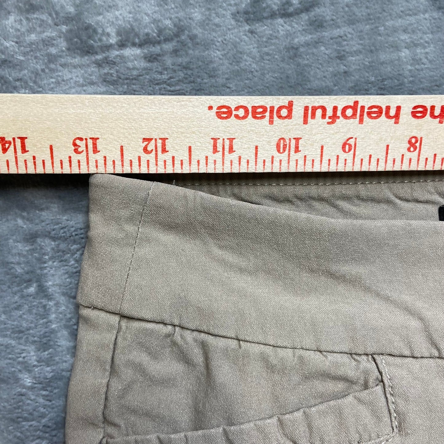 Lee Slim Fit Sculpting Mid Rise Capris Women's Size 2 Beige Capri NWOT