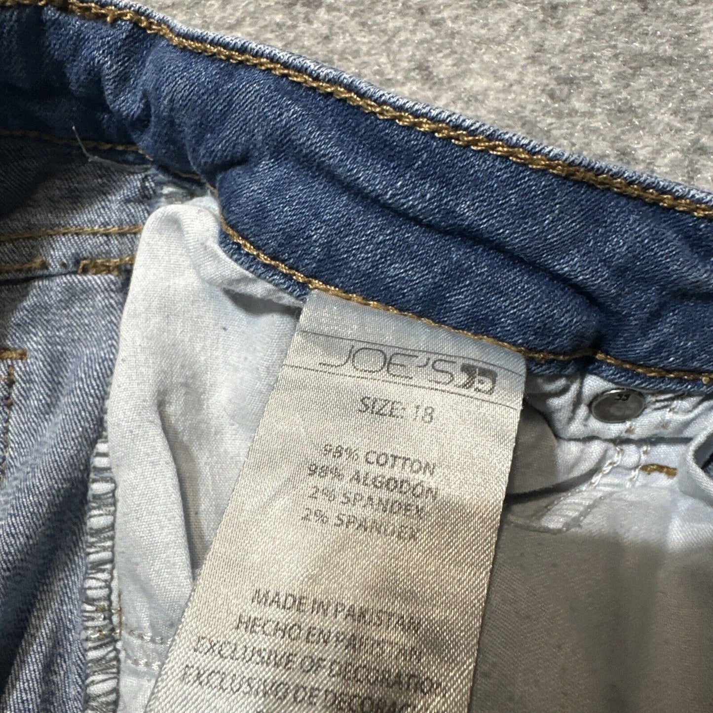 Joe's Jeans Boys Youth Size 18 Straight Jeans Medium Wash Blue