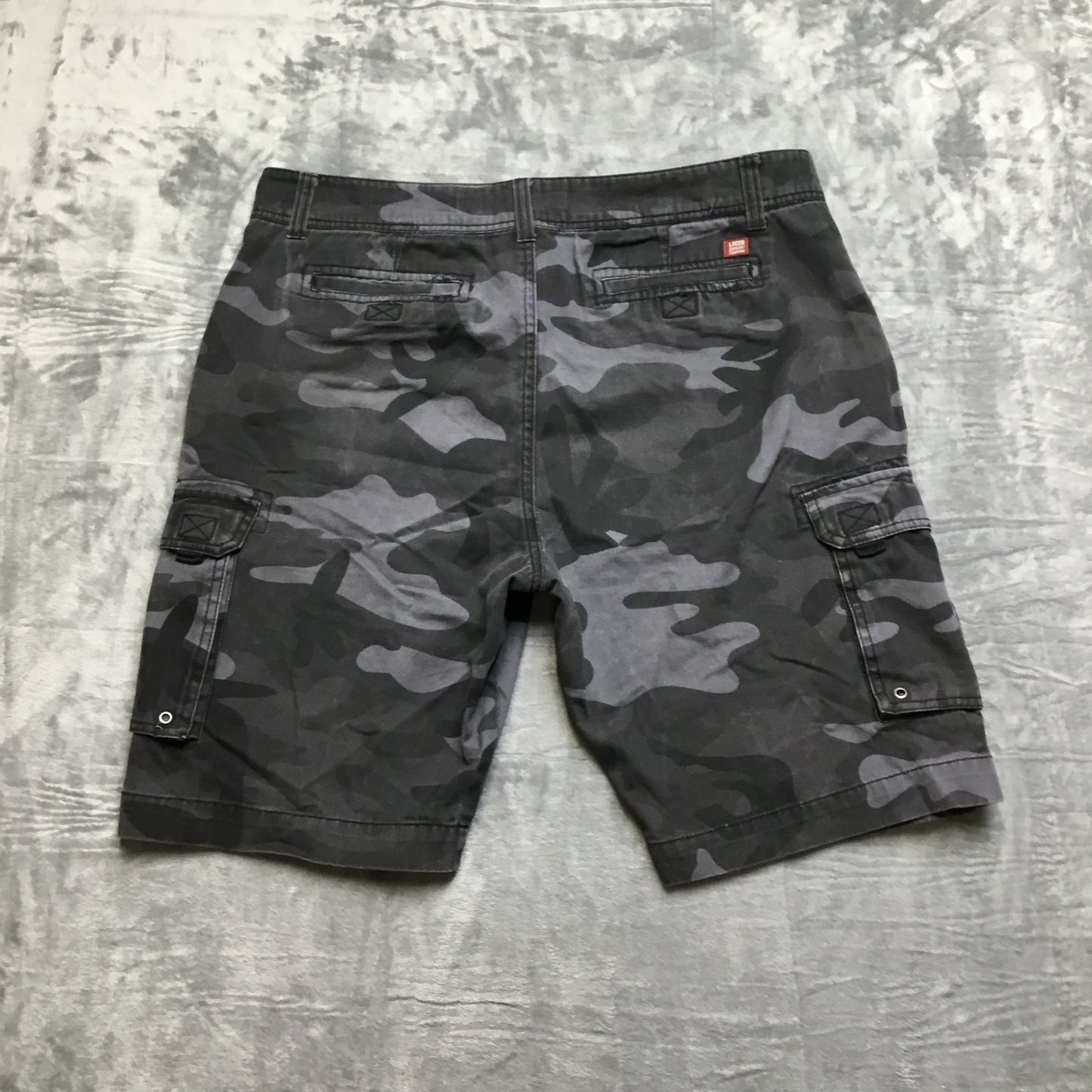 Lazer/Co. Cargo Shorts Men's Size 36x11 Gray Camouflage