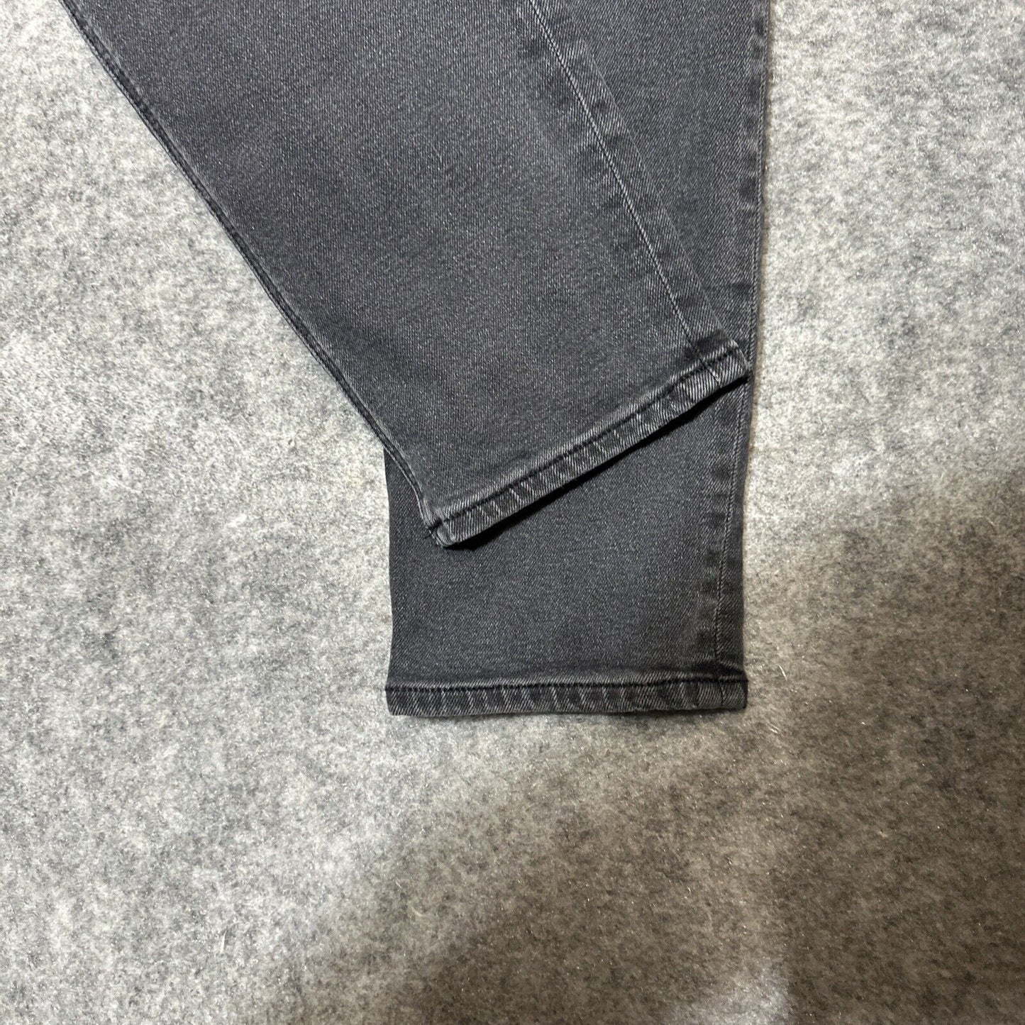 American Eagle Stretch Mom Jean Women's Straight Jeans Size 4 Black Gray Denim