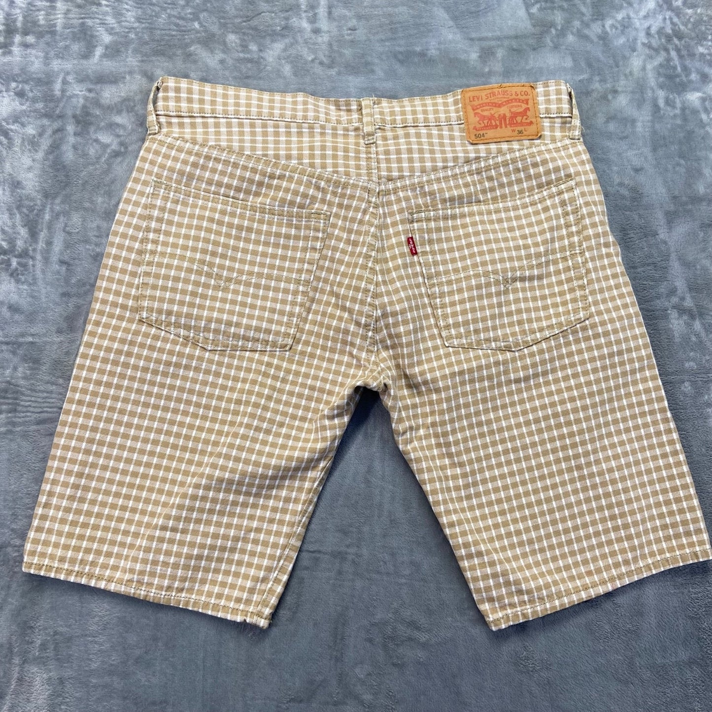New Levi's 504 Shorts Men's 36 Brown White Checked 100% Cotton Longer 10"