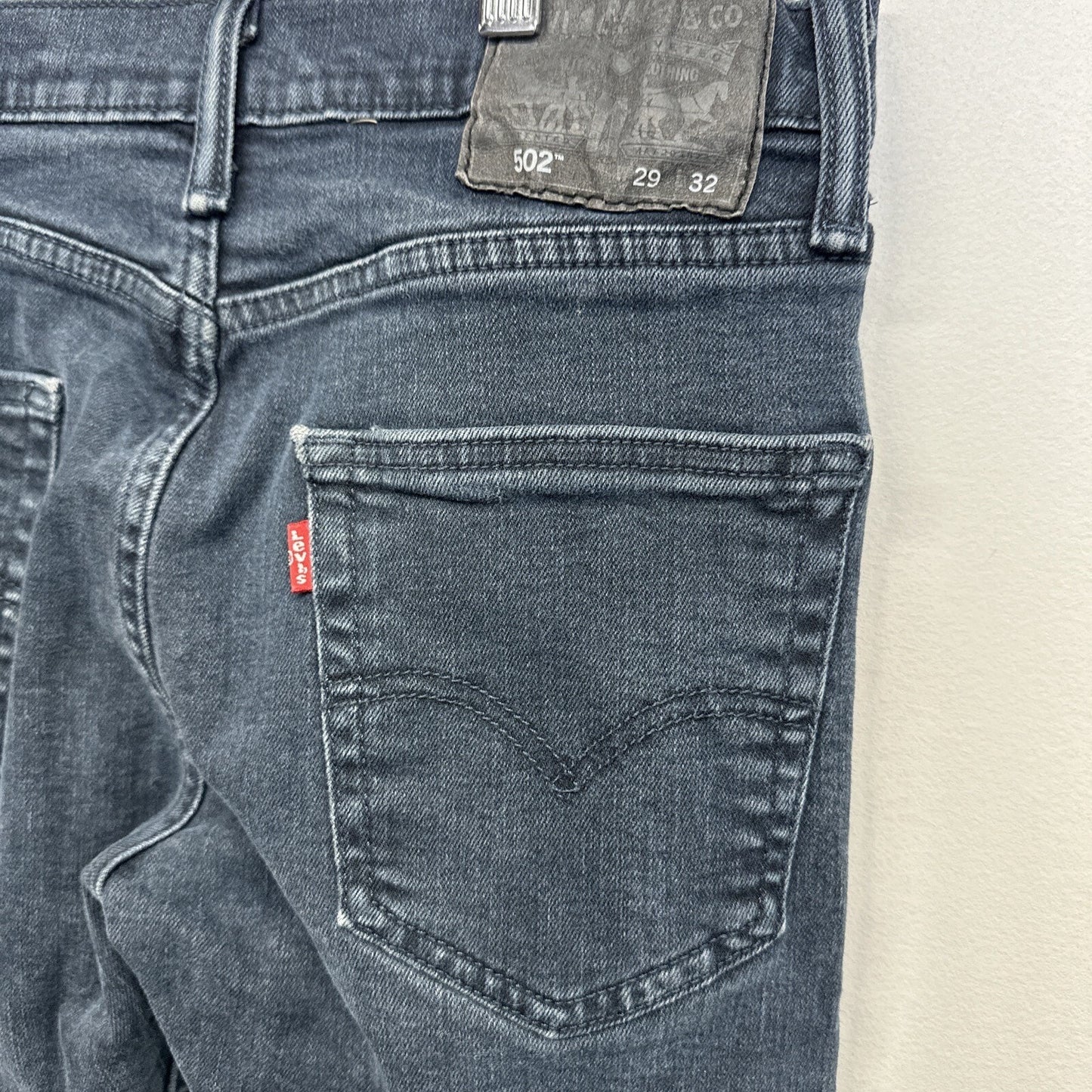 Levi's 502 Jeans Mens 29x32 Black Regular Taper Mid Rise Dark Wash Denim Zip