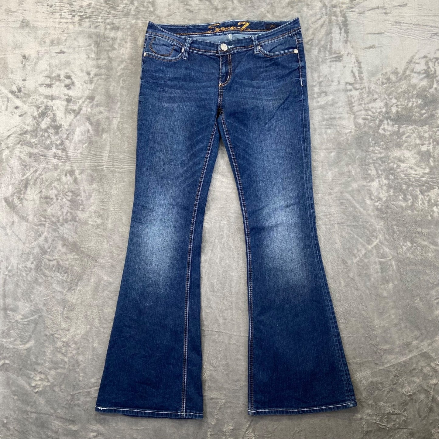 Seven7 Women's Flare Jeans Size 31 Blue Dark Wash