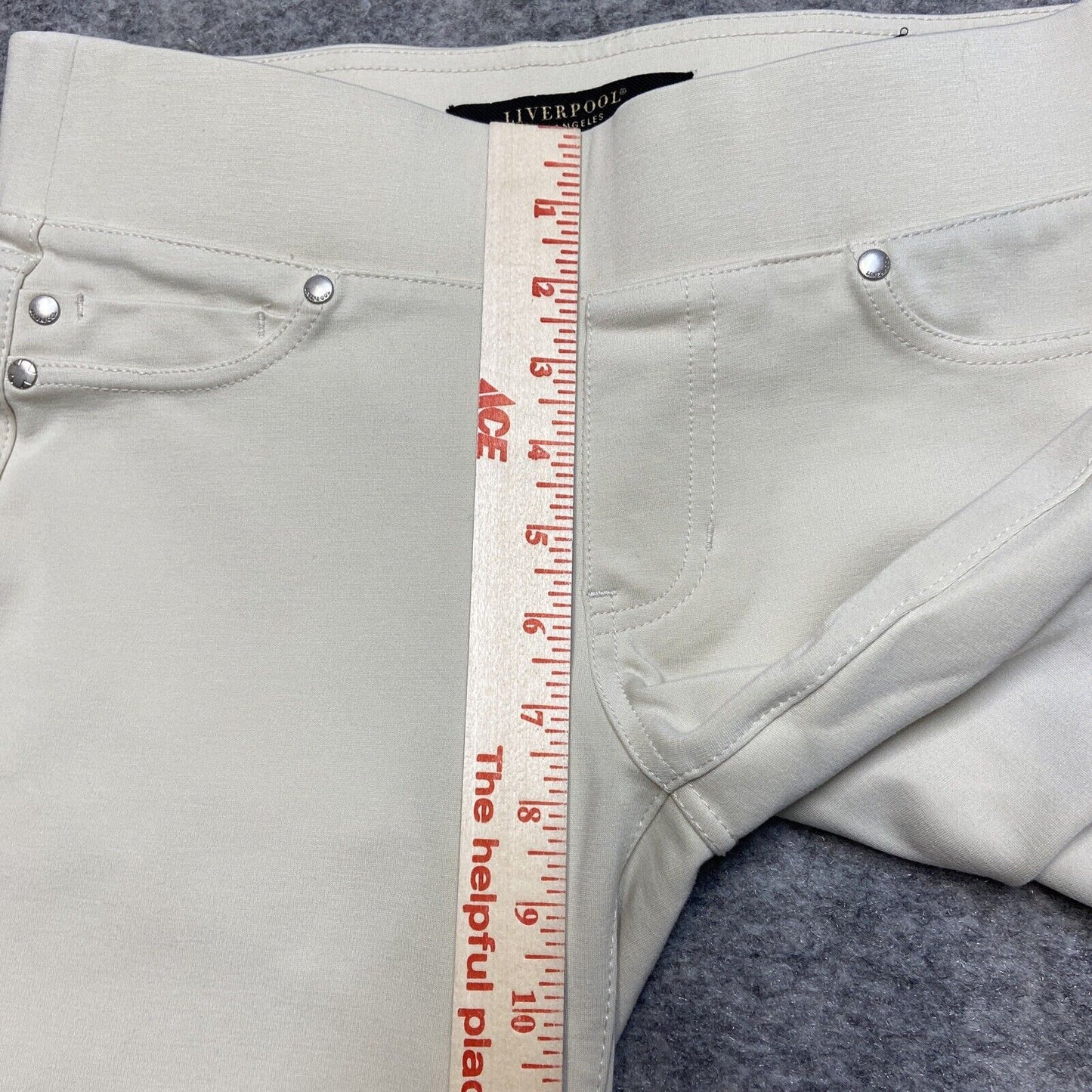 Liverpool Leggings Women's Size 4P Petite Cream White *Stain On Back*