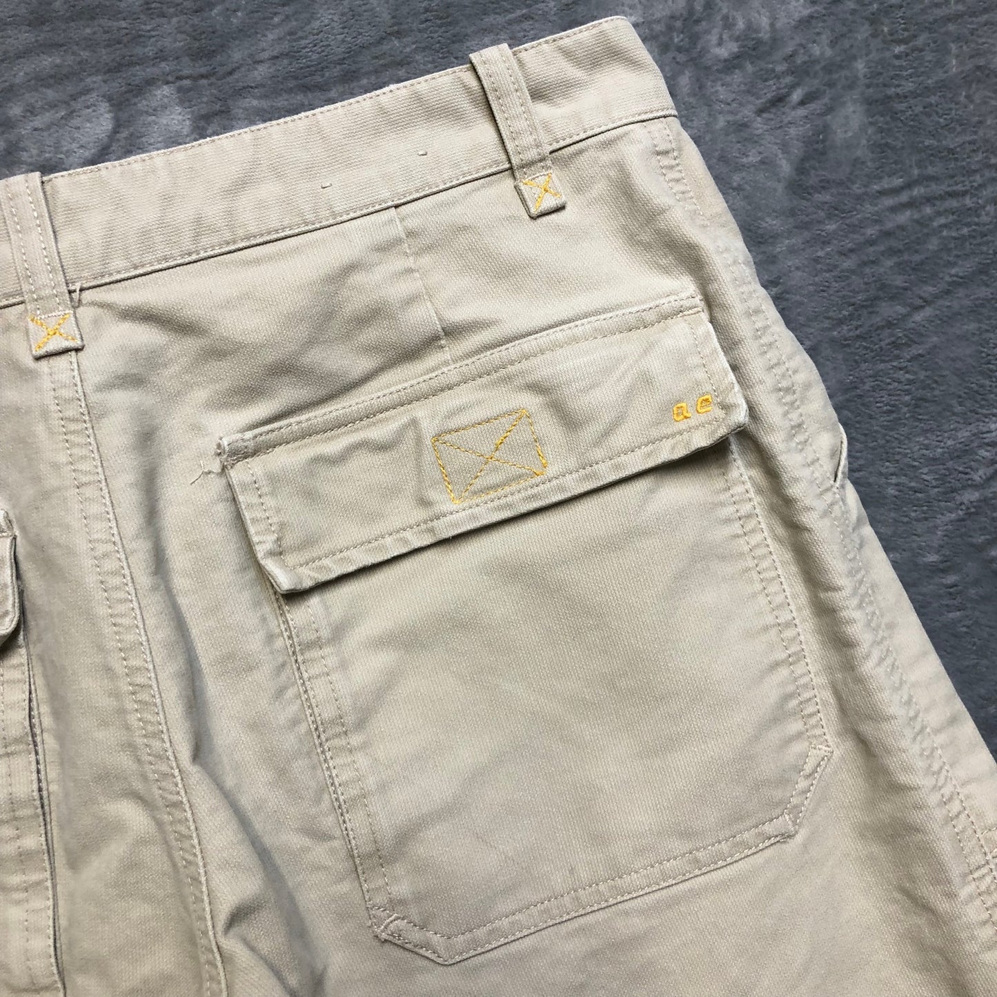 Vintage American Eagle Cargo Pants Women's Size 4 Beige