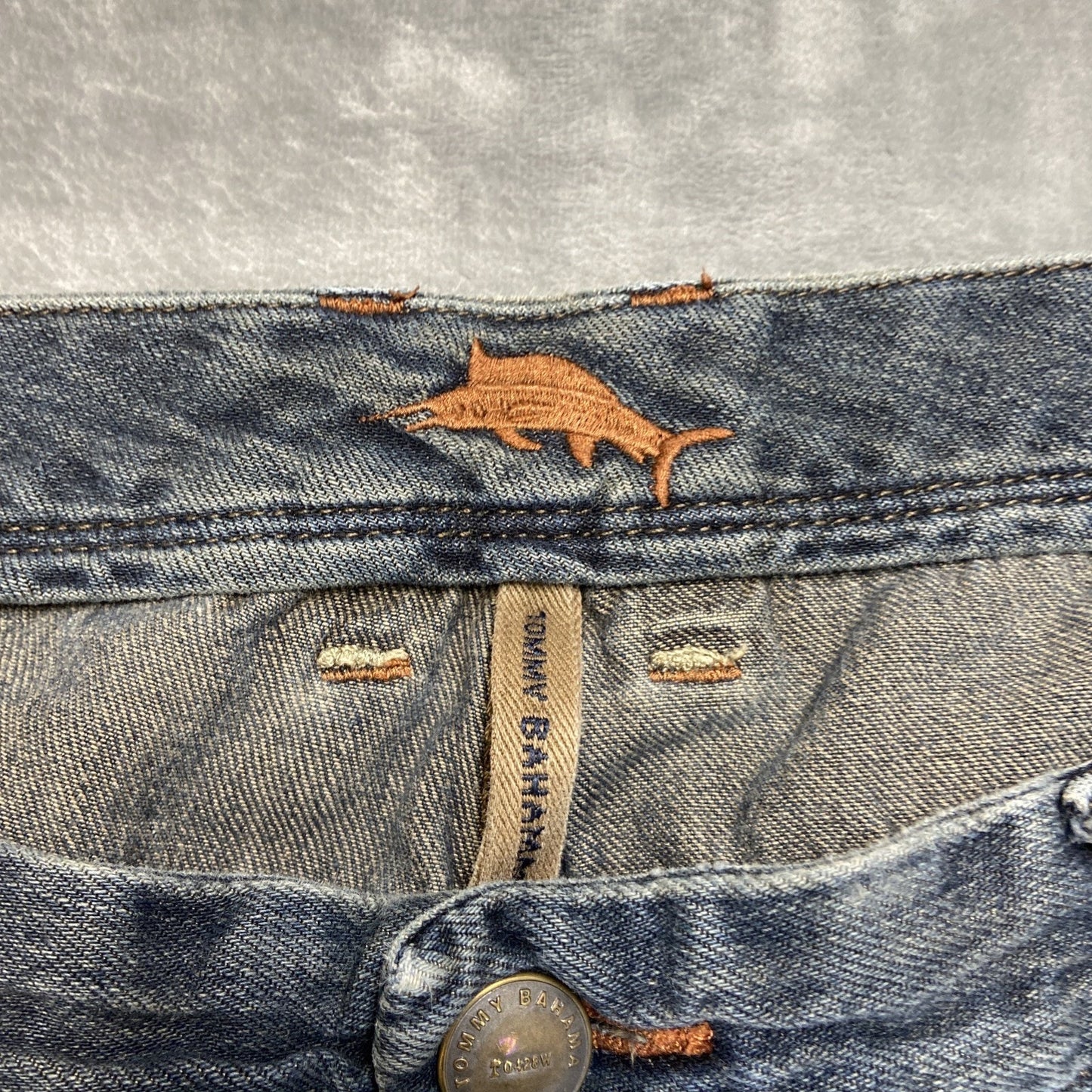 Tommy Bahama Standard Fit Straight Jeans Men's Size 40x32 Blue Denim