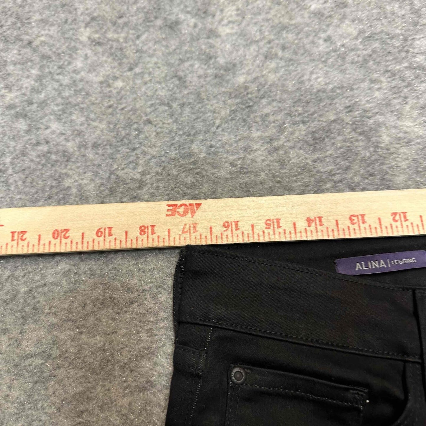 NYDJ ALINA LEGGING Women's Jeans Petite Size 14 Black Dark Wash Denim