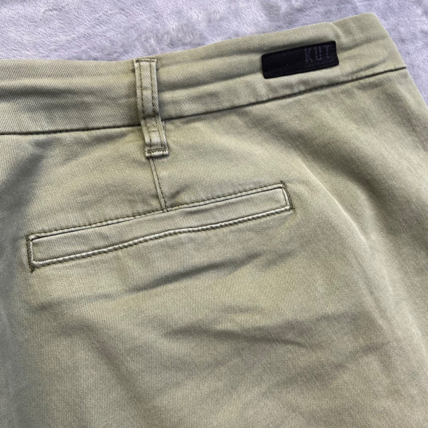 KUT From The Kloth Women's Trouser Shorts Size 24W Green Chino Shorts Summer