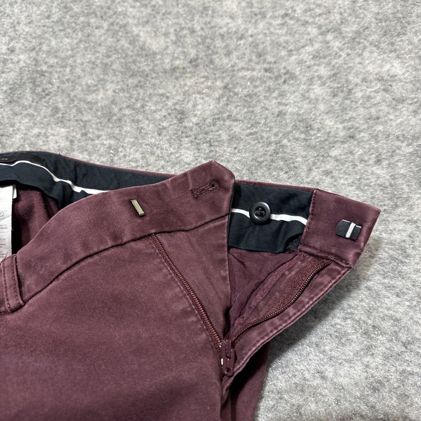 Banana Republic Ryan Women's Straight Chino Pants Size 0 Red Dark Wash Pants