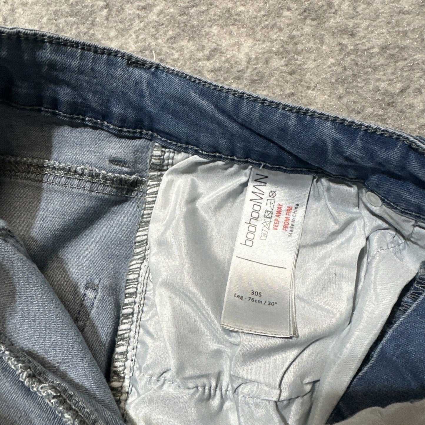 Boohoo MAN Skinny Men's Jeans Size 30S Blue Light Wash Denim