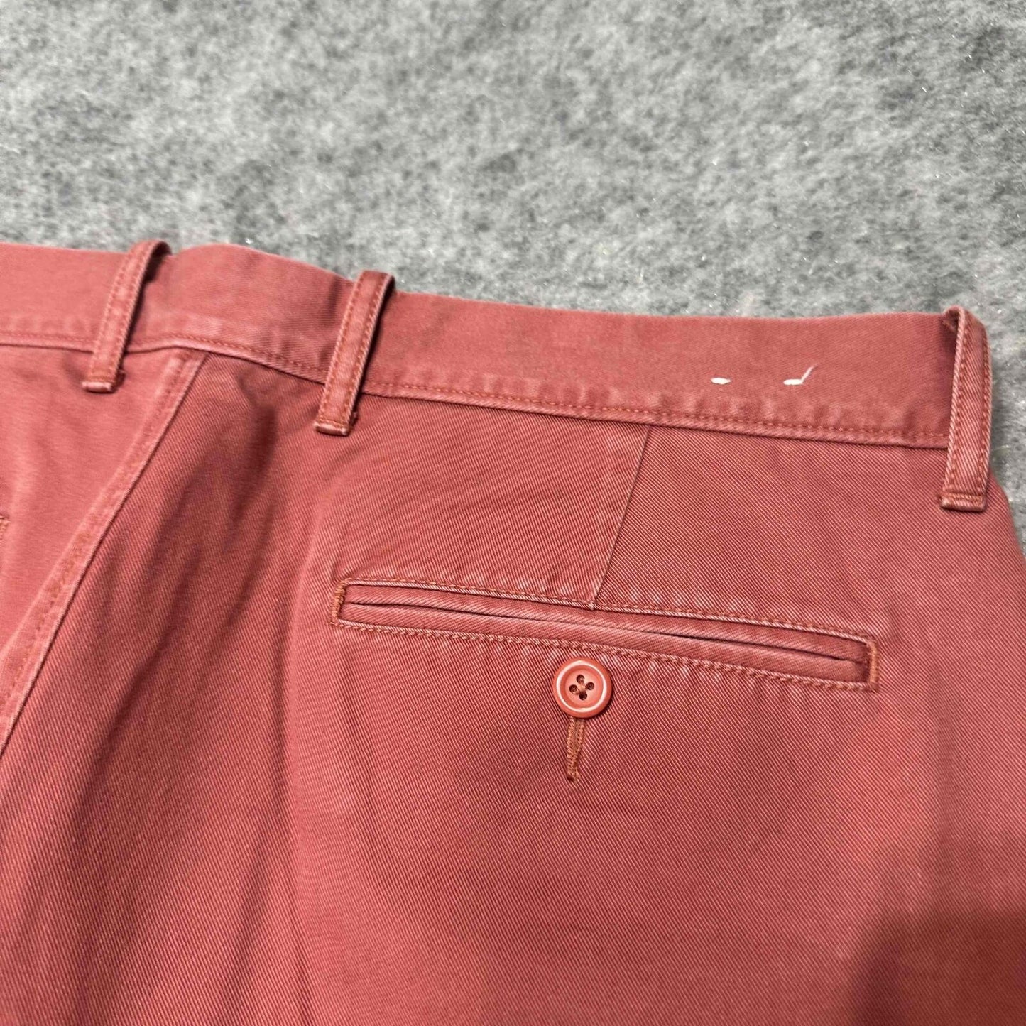 J.Crew Men's Flat Front Straight Chino Pants Size 33x32 Red