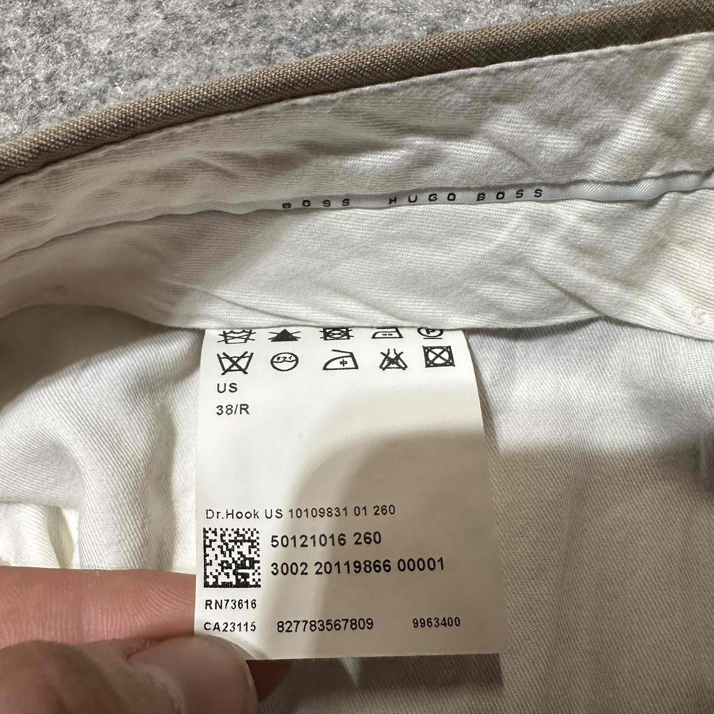 Hugo Boss Men's Pleated Dress Pants Size 38R Brown Medium Wash Pants