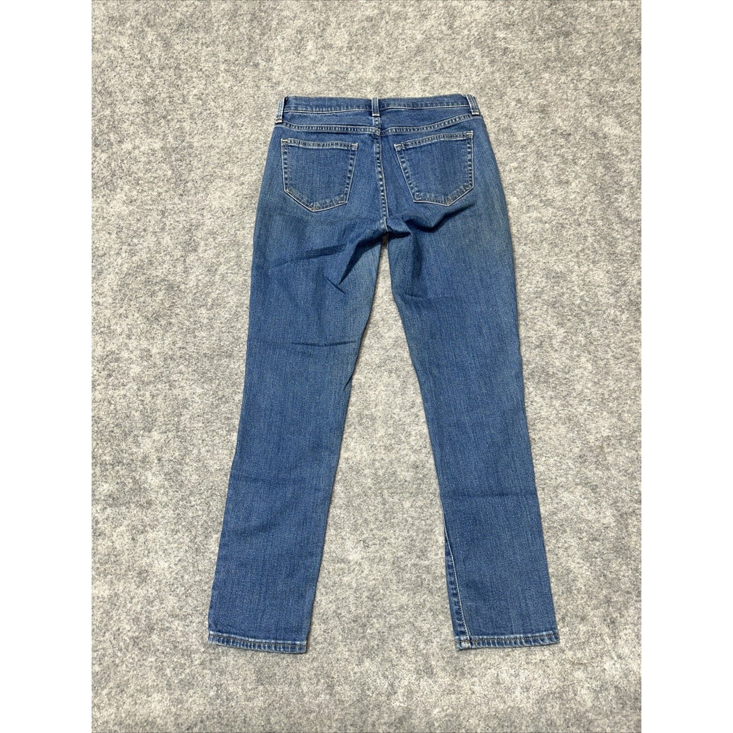 Gap 1969 Girlfriend Women's Straight Jeans Size 26 Blue Medium Wash Denim