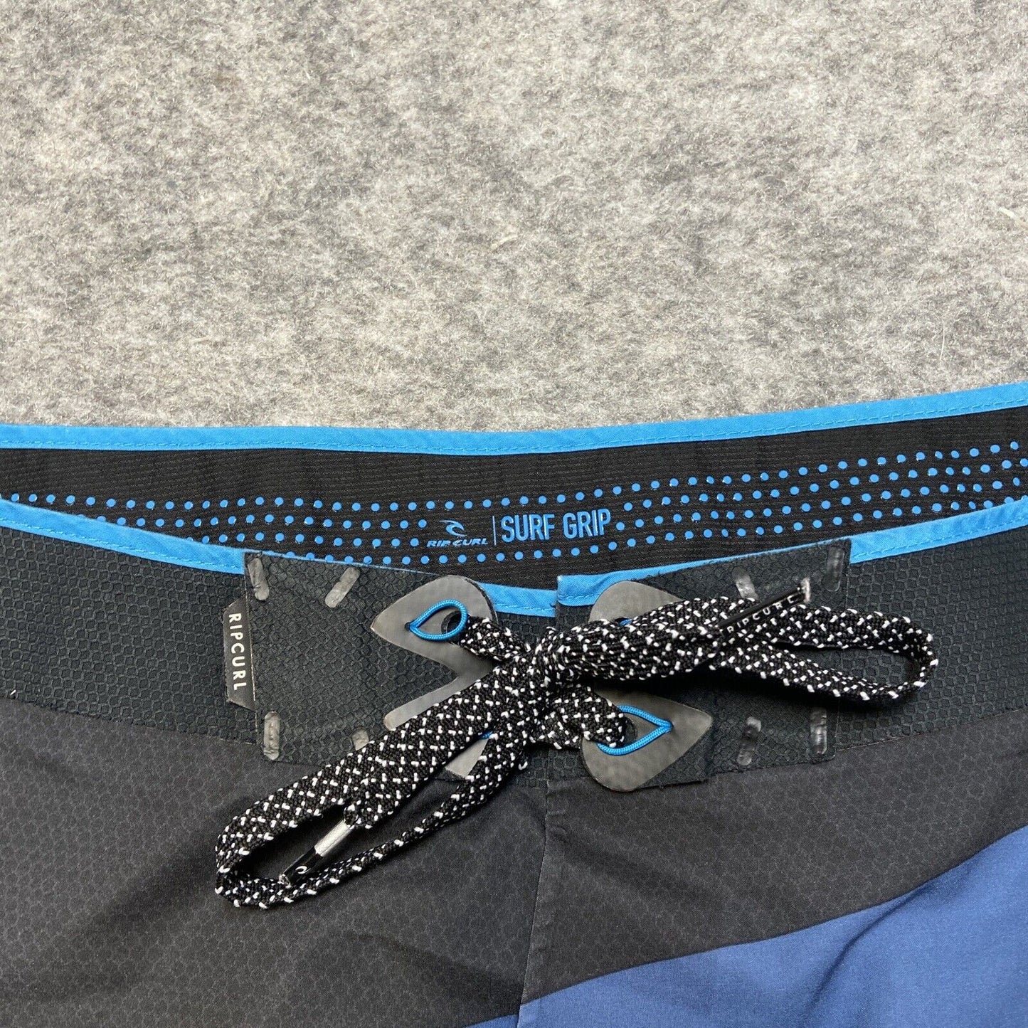 Ripcurl Mirage Surf Grip Board Shorts Men's Size 36 Blue Black Shorts