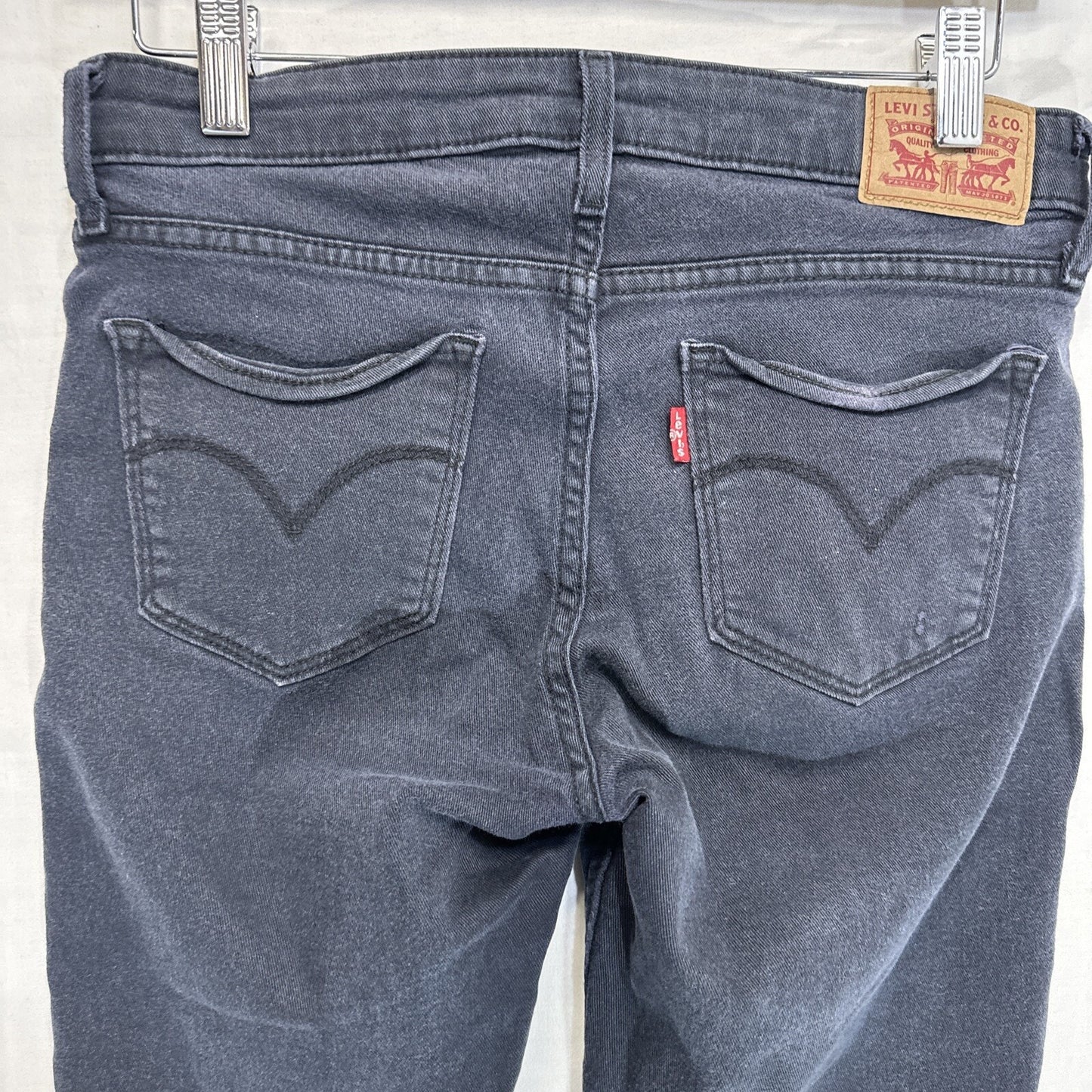 Levi’s 711 Skinny Jeans Women’s Size 26 Black Stretch Denim 26x30 Mid Rise