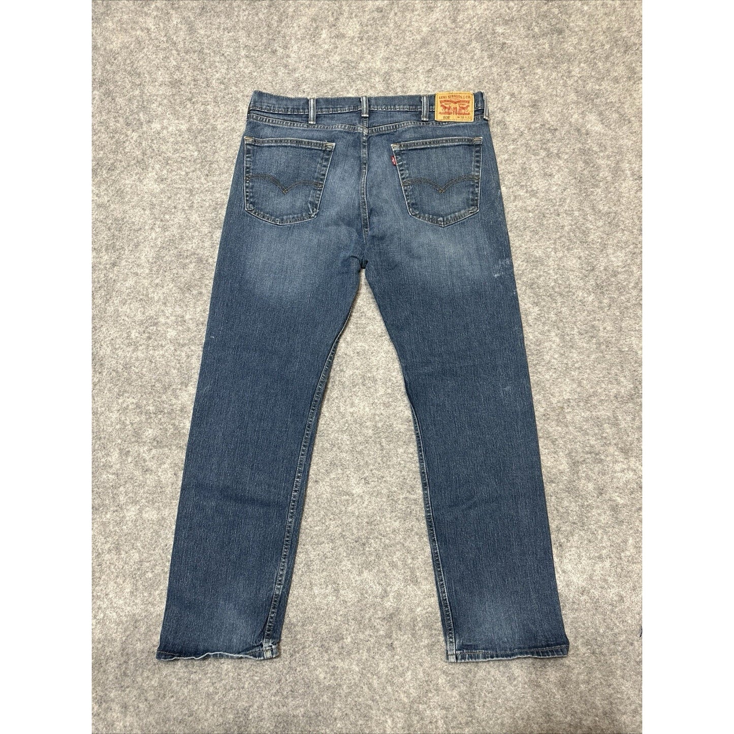 Levi’s 505 Men’s Relaxed Straight Leg Jeans Size 38x32 Blue Medium Denim