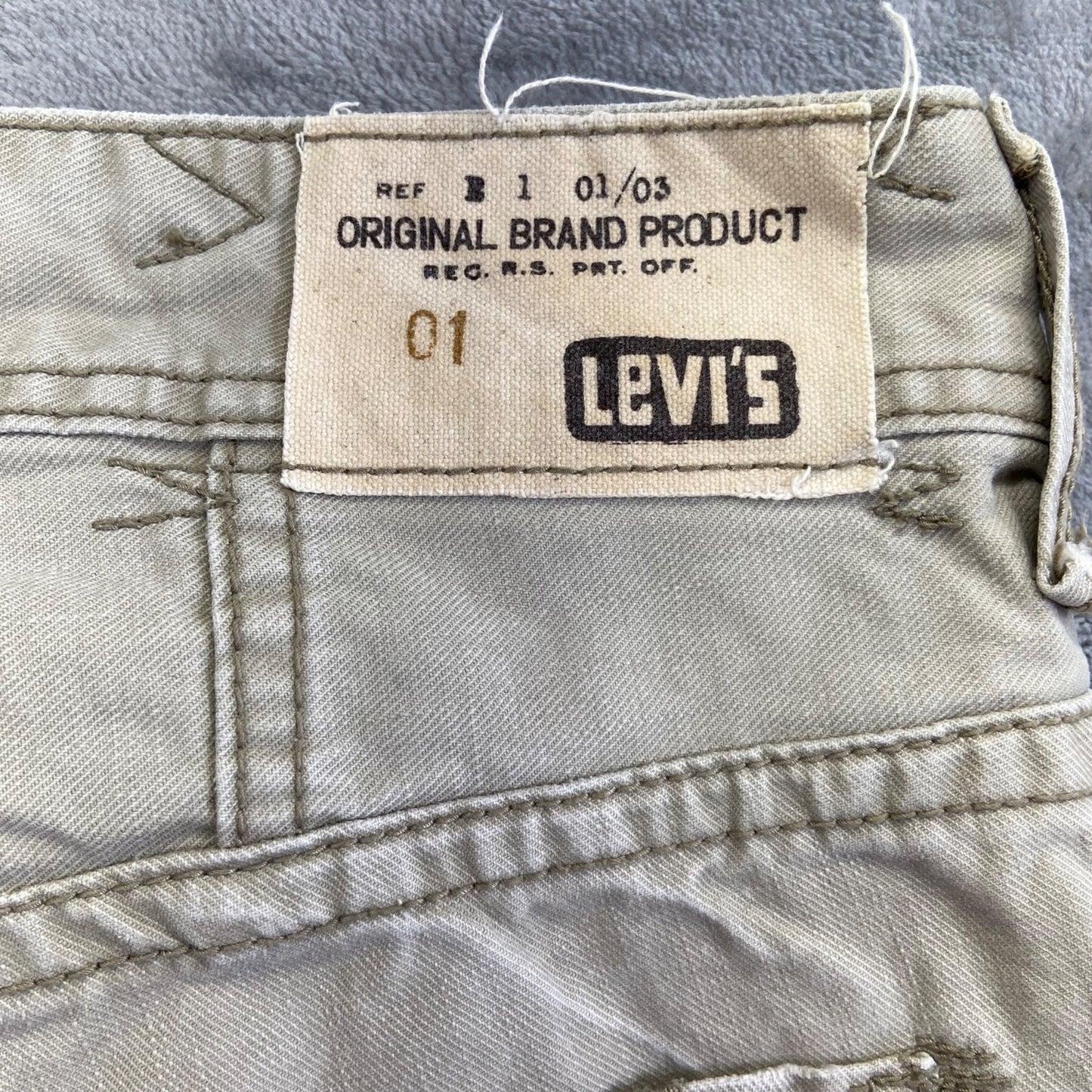 Vintage Levi's Relaxed Straight Men's Jeans 36x32 Beige 100% Cotton