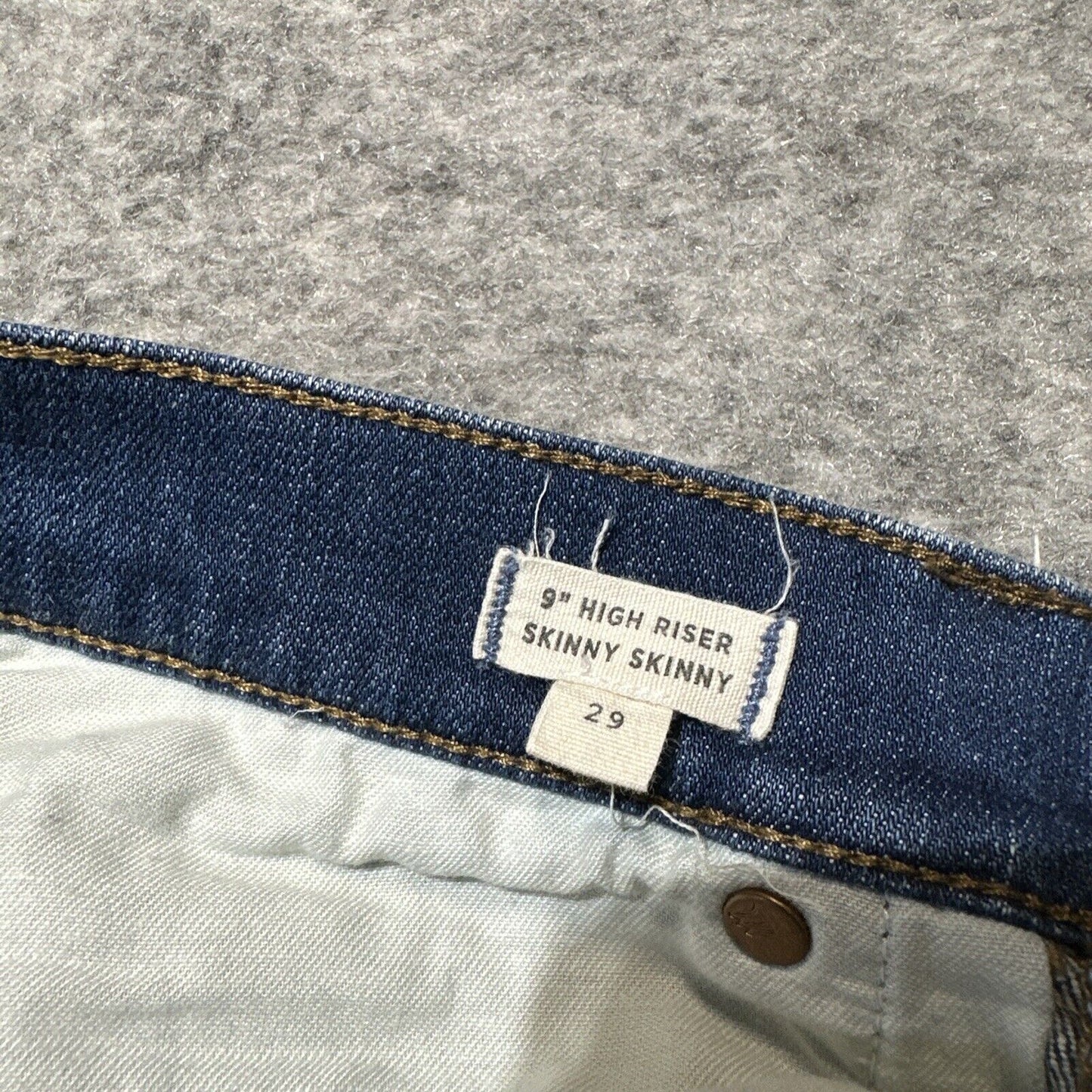 Madewell 9" High Rise Skinny Women's Distressed Jeans Size 29 Blue Wash Denim