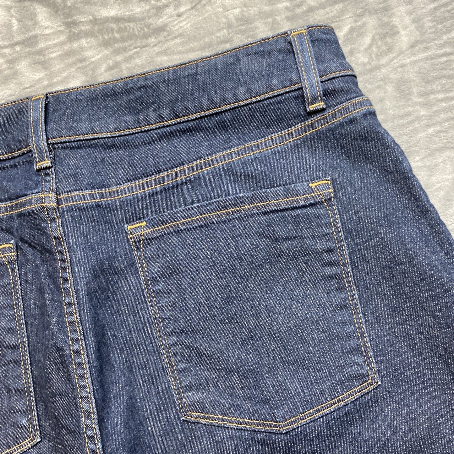 L.L. Bean Straight Leg Jeans Women’s Size 16P Dark Blue Denim
