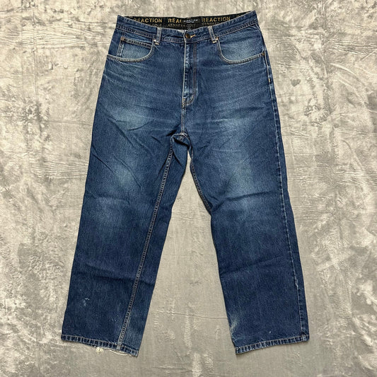 Vintage Reaction Kenneth Cole Straight Jeans Men’s Size 36x30 Dark Blue Denim