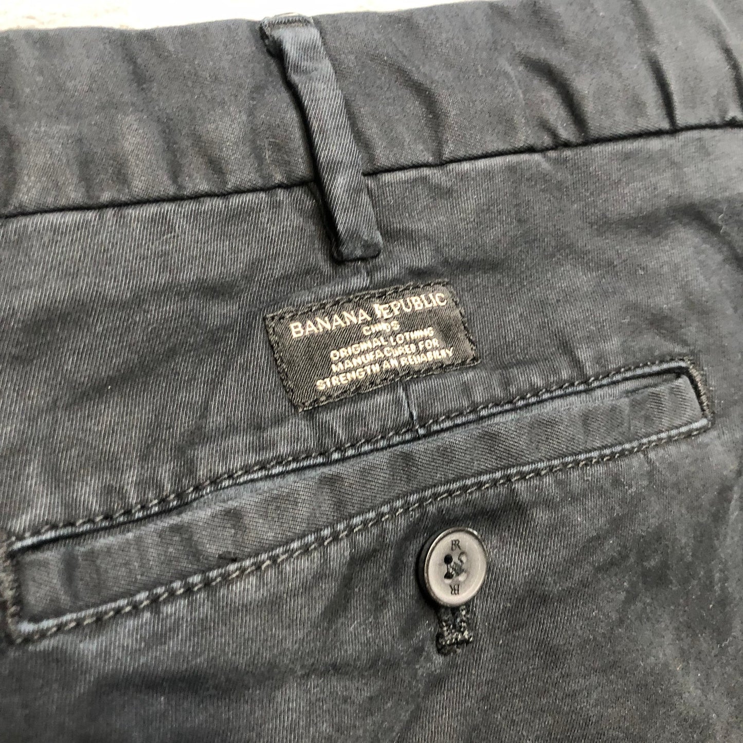 New Banana Republic Lived In Slim Fit Chino Pants Men's Size 38x30 Black