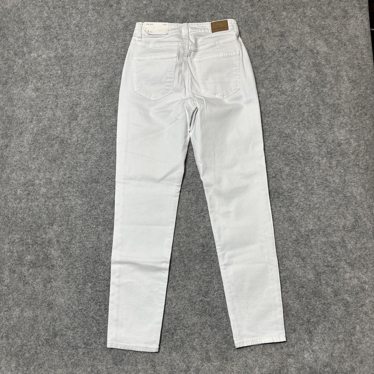 NEW American Eagle Stretch Women's Mom Jean Size 00R White Denim