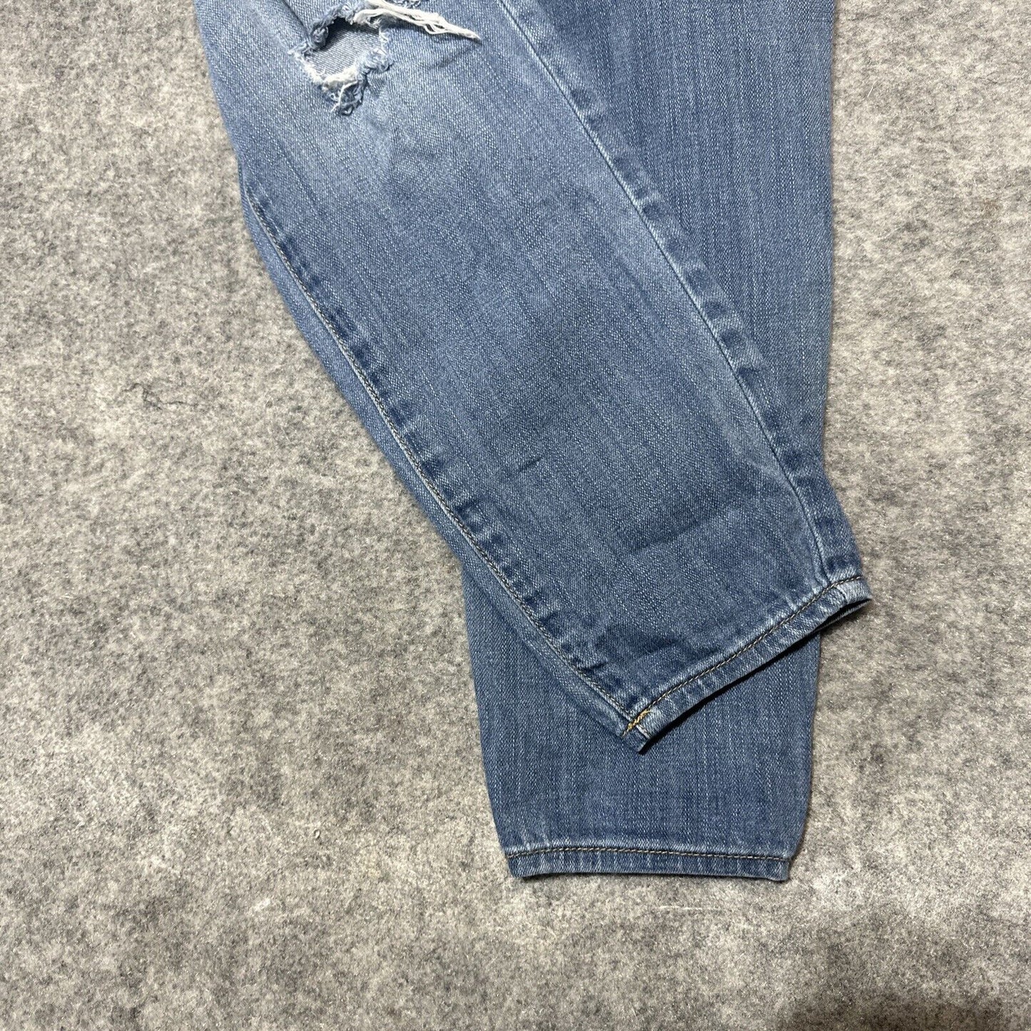 American Eagle Stretch Women’s Distressed Jeggings Size 6 Blue Light Wash Denim