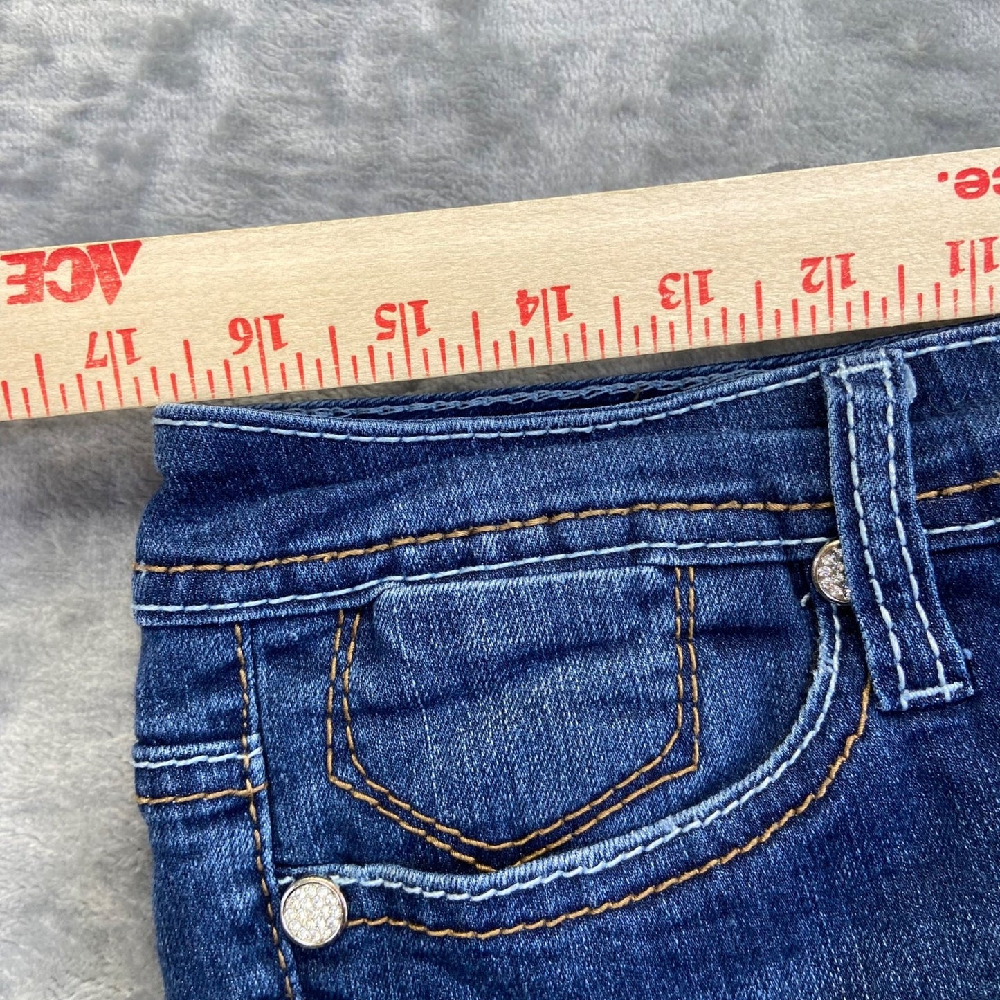 Seven7 Women's Flare Jeans Size 31 Blue Dark Wash