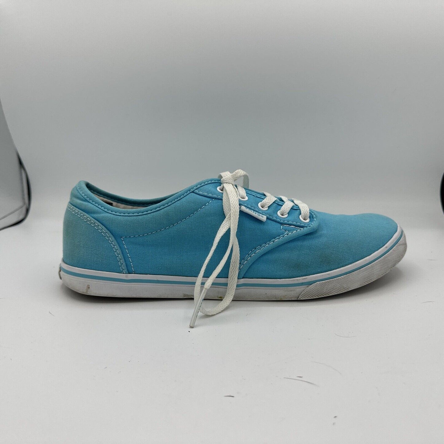VANS Authentic Classic Light Baby Blue Womens 9 Shoes Skater